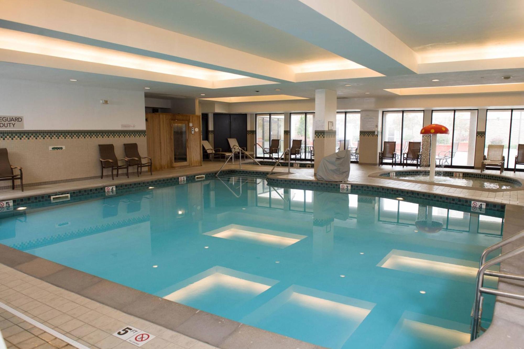 Courtyard By Marriott Erie Ambassador Conference Center Kearsarge Exterior foto
